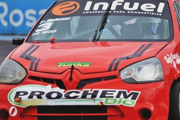 CLIO TA 1600 EN ALQUILER